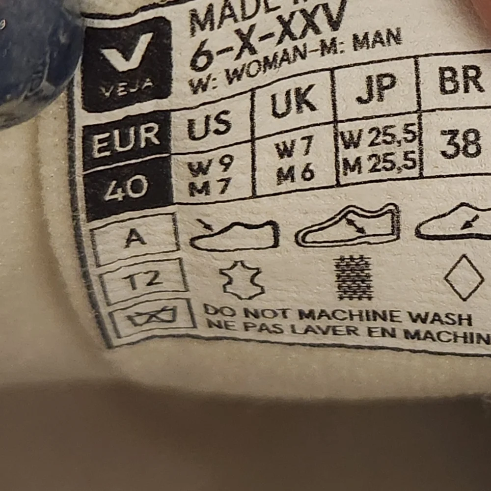 Veja Campo Sneaker Extra White/Natural Suede - Picture 6 of 8